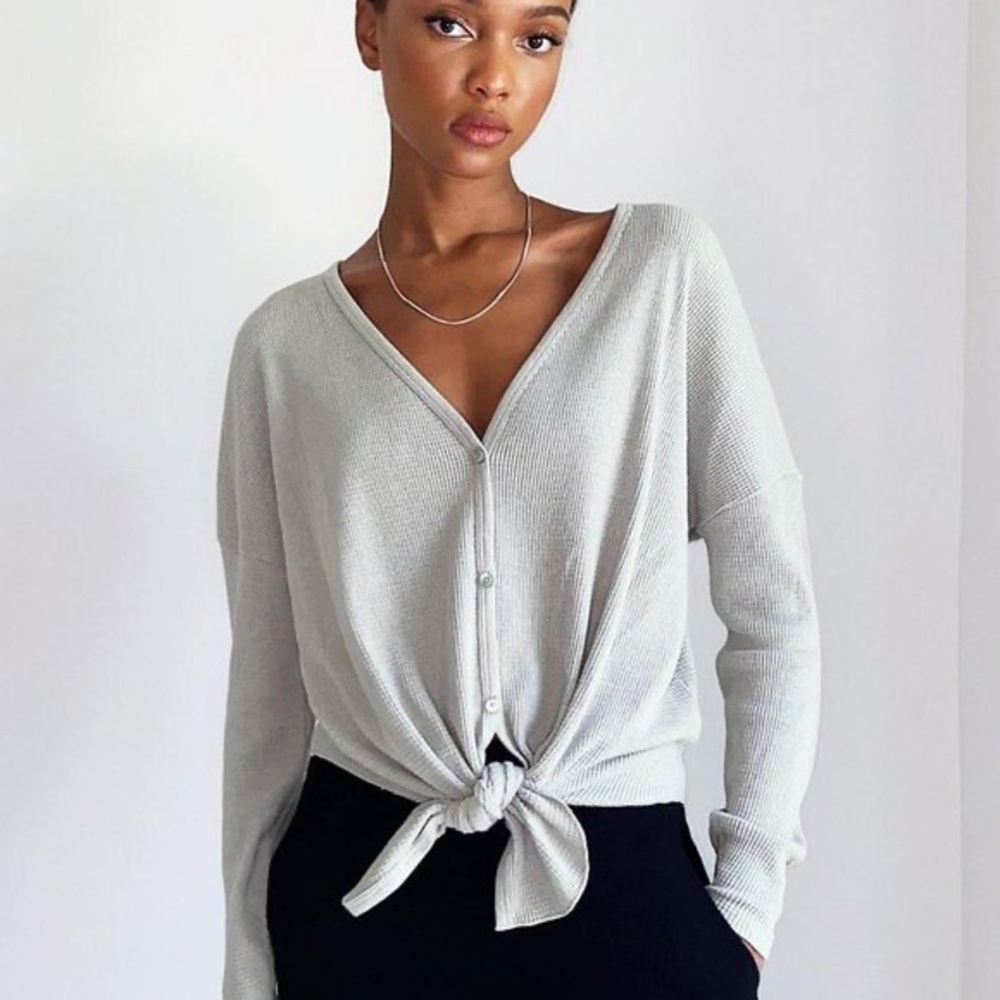 Aritzia Babaton Tie-front waffle shirt